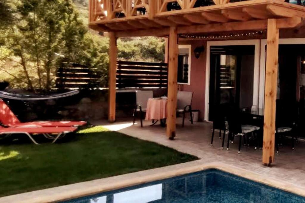 Beautiful Villa With A Private Pool ! Heraklion  Bagian luar foto